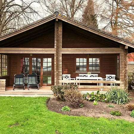 Seehof Nr 2 - In Erster Reihe Am *